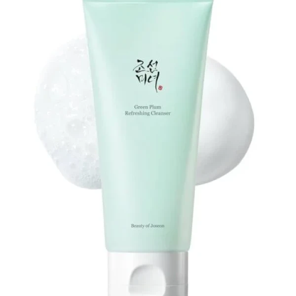 Green Plum Refreshing Cleanser